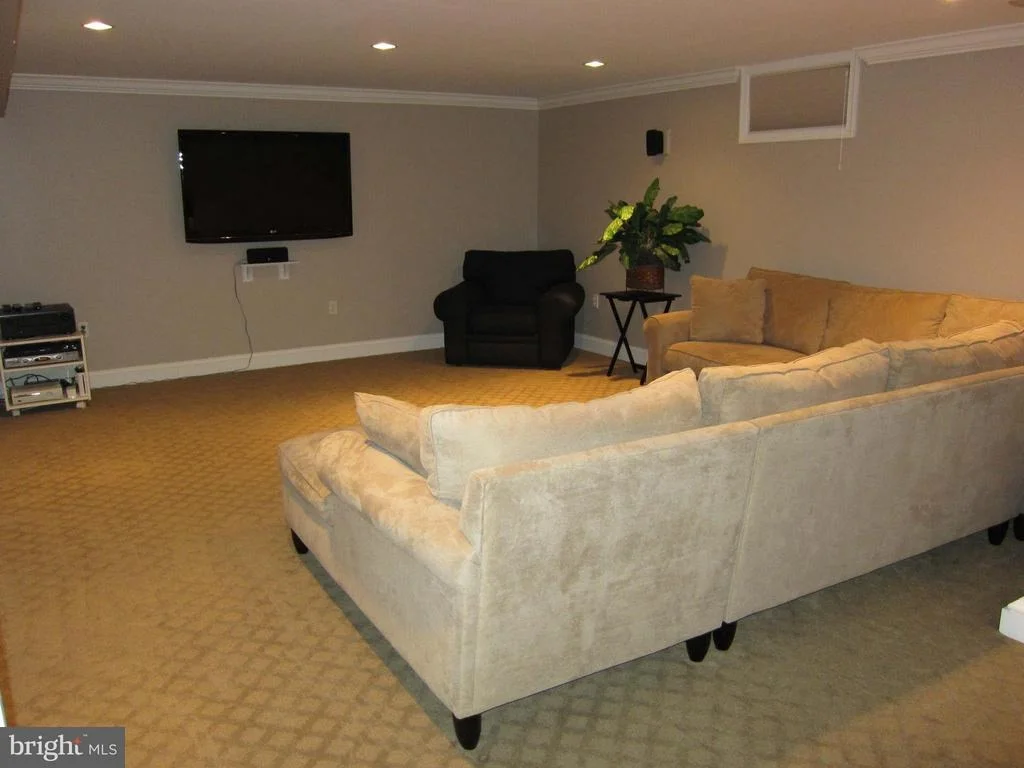 Photo of 4838 BROOM DRIVE