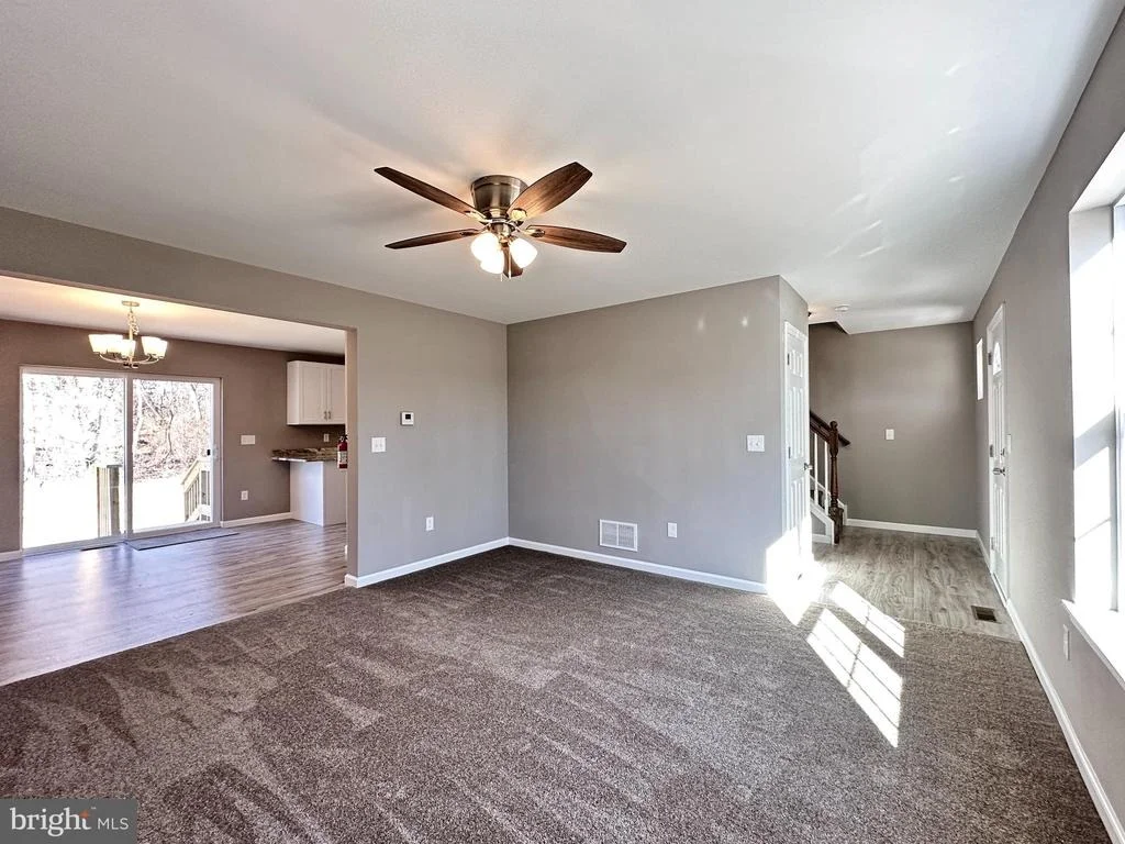 Photo of 1062 HICKORY DRIVE