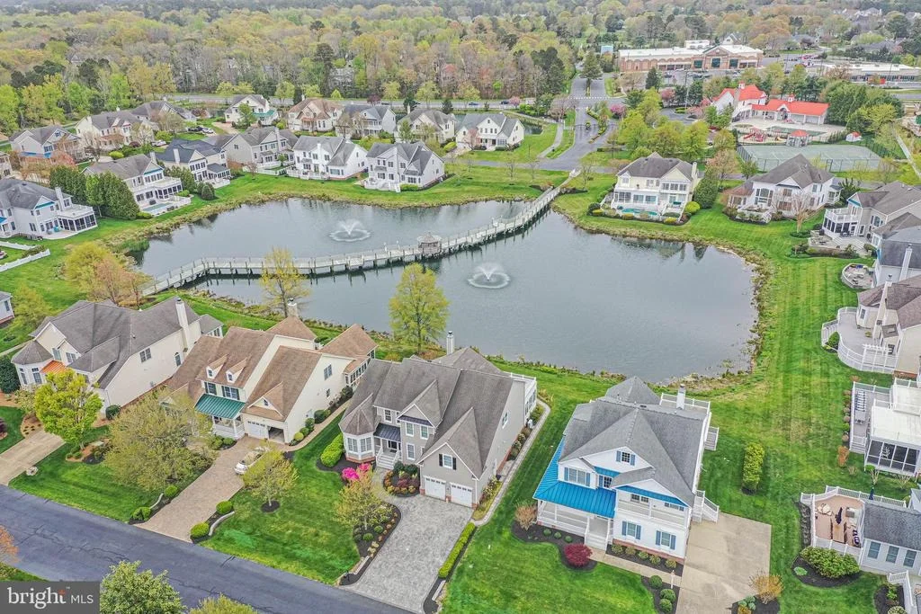 Photo of 38358 VIRGINIA DRIVE