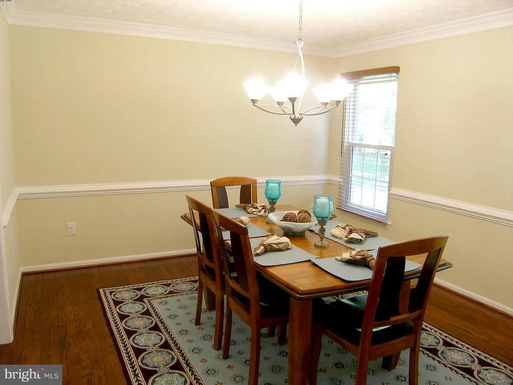 Photo of 127 BOOKHAM LANE