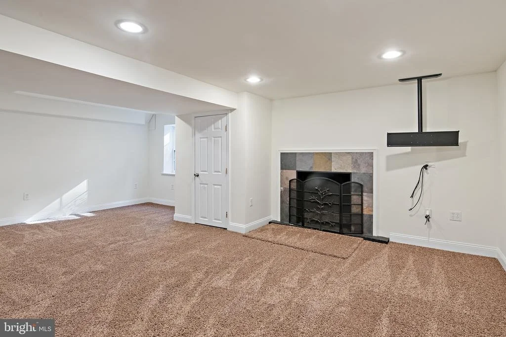 Photo of 971 PHILLIPS DRIVE