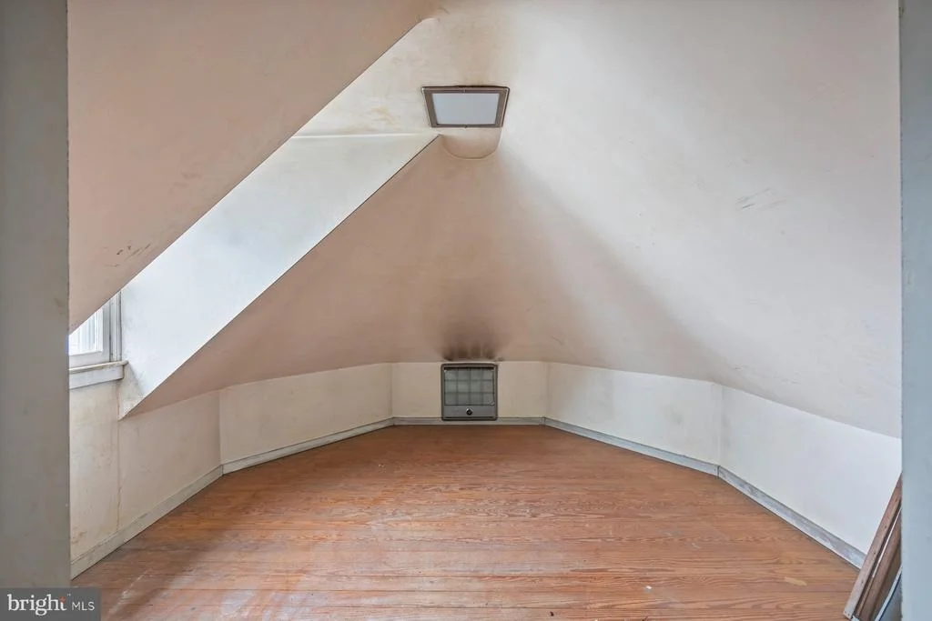 Photo of 307 HARLEM LANE