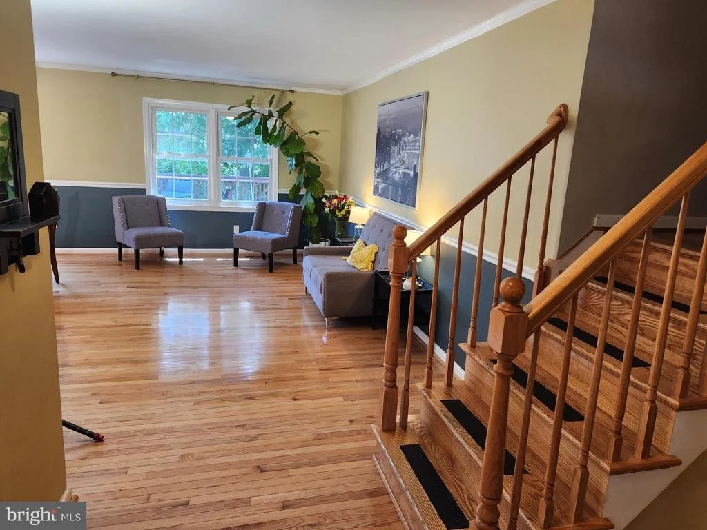 Photo of 9621 PODIUM DRIVE