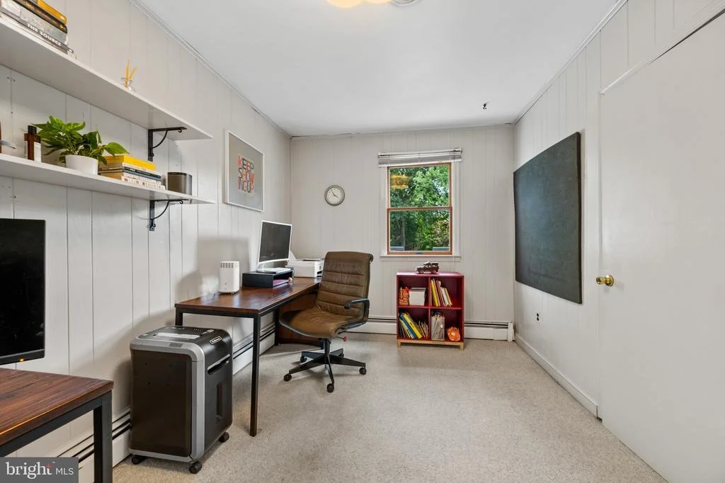 Photo of 213 PIPING ROCK DRIVE