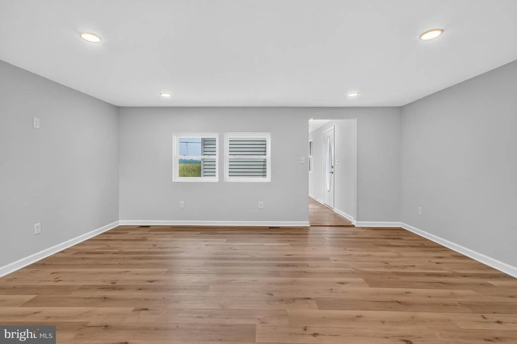 Photo of 33301 MURRAY ROAD