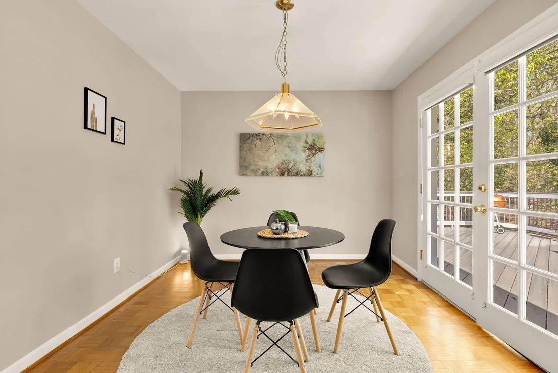 Photo of 1005 RUPPERT ROAD