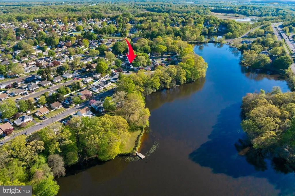 Photo of 4 LAKEVIEW DRIVE