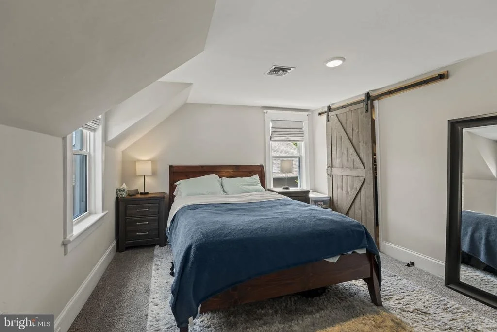 Photo of 425 FLORENCE AVENUE