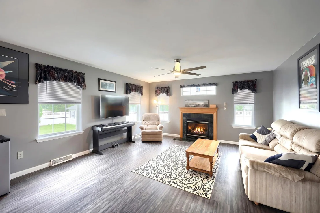 Photo of 120 DERBY DRIVE