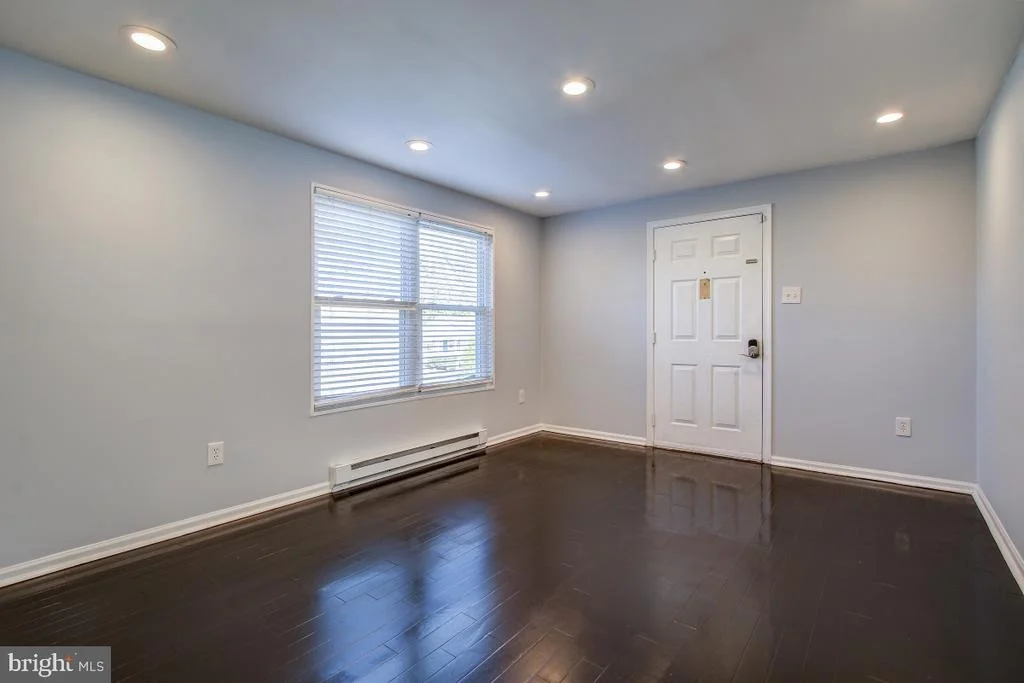 Photo of 408 SHERMAN AVENUE