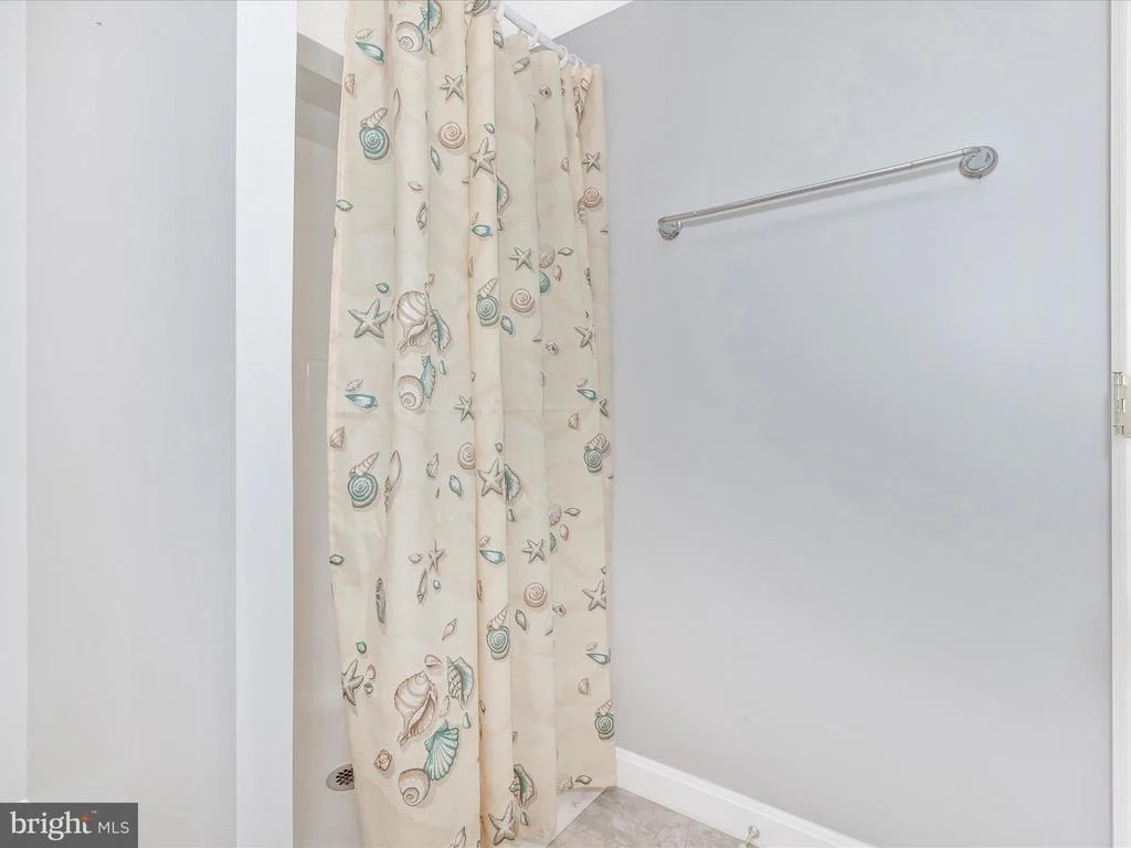 Photo of 22128 PIKESIDE DRIVE
