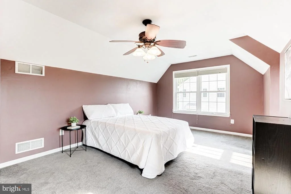 Photo of 409 INDIA DRIVE