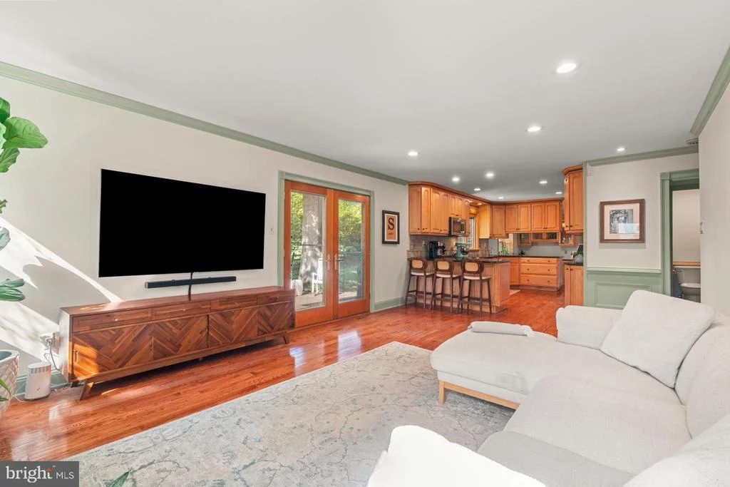 Photo of 24 POND VIEW DRIVE