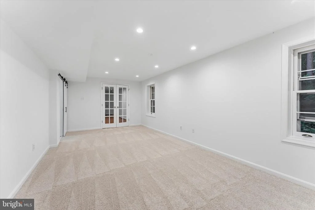 Photo of 15251 EAGLE TAVERN WAY