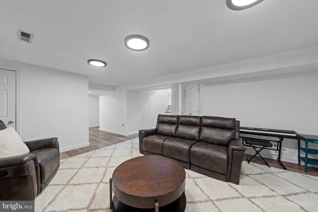 Photo of 2696 WALSTON ROAD
