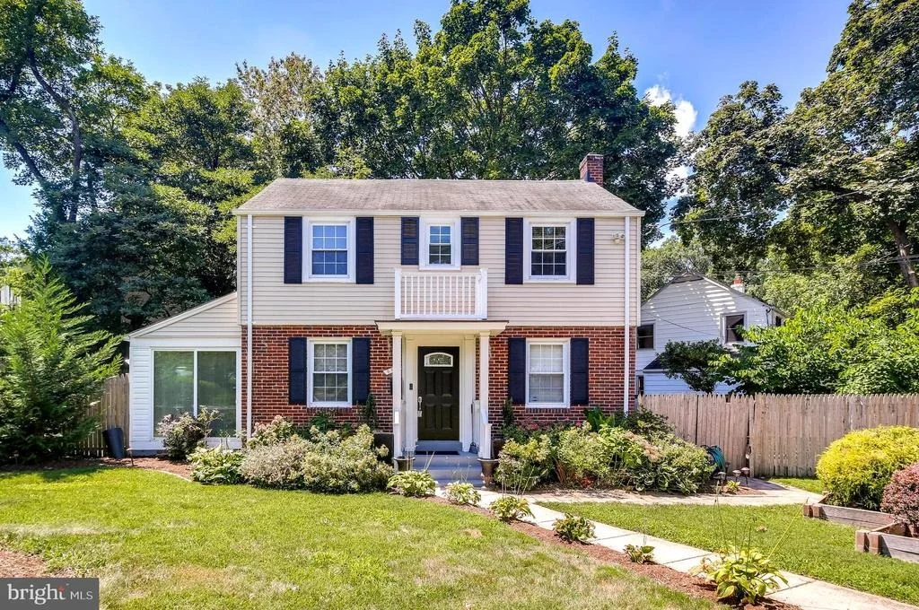 Photo of 505 E SCHUYLER ROAD