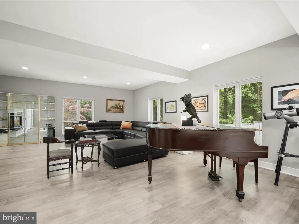 Photo of 1199 ASQUITHPINES PLACE