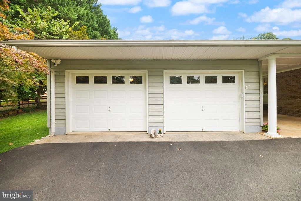 Photo of 4580 AKERS LANE