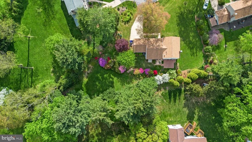 Photo of 7301 CENTENNIAL ROAD
