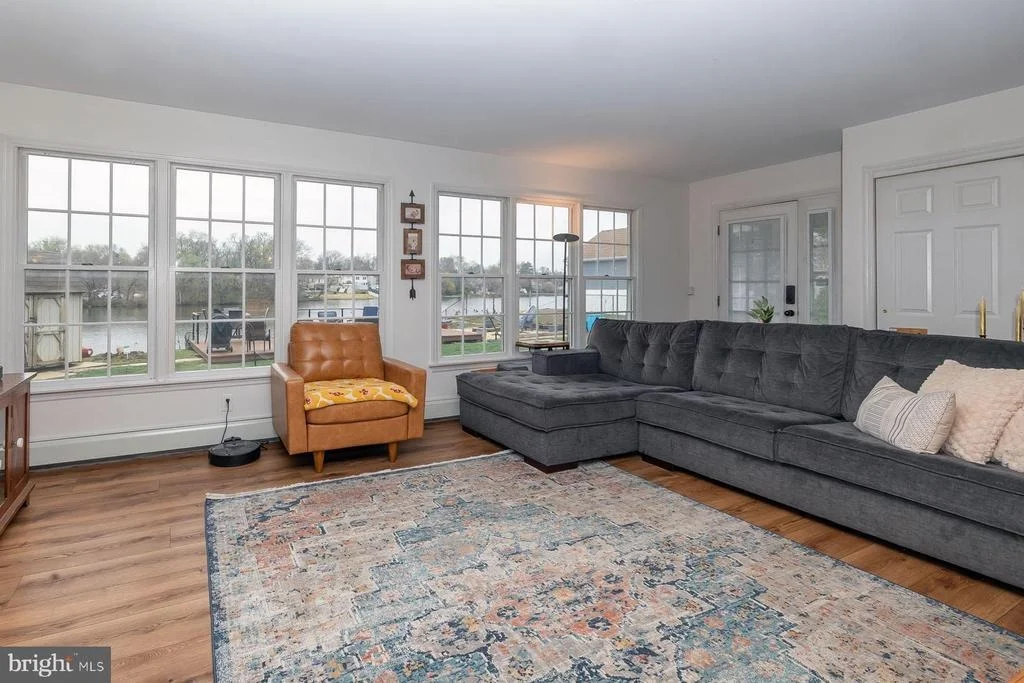 Photo of 15 KENDALL BOULEVARD