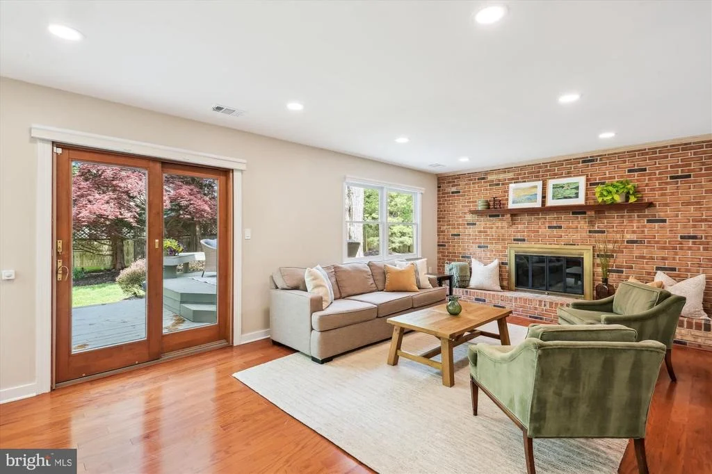 Photo of 4009 EVANGELINE TERRACE