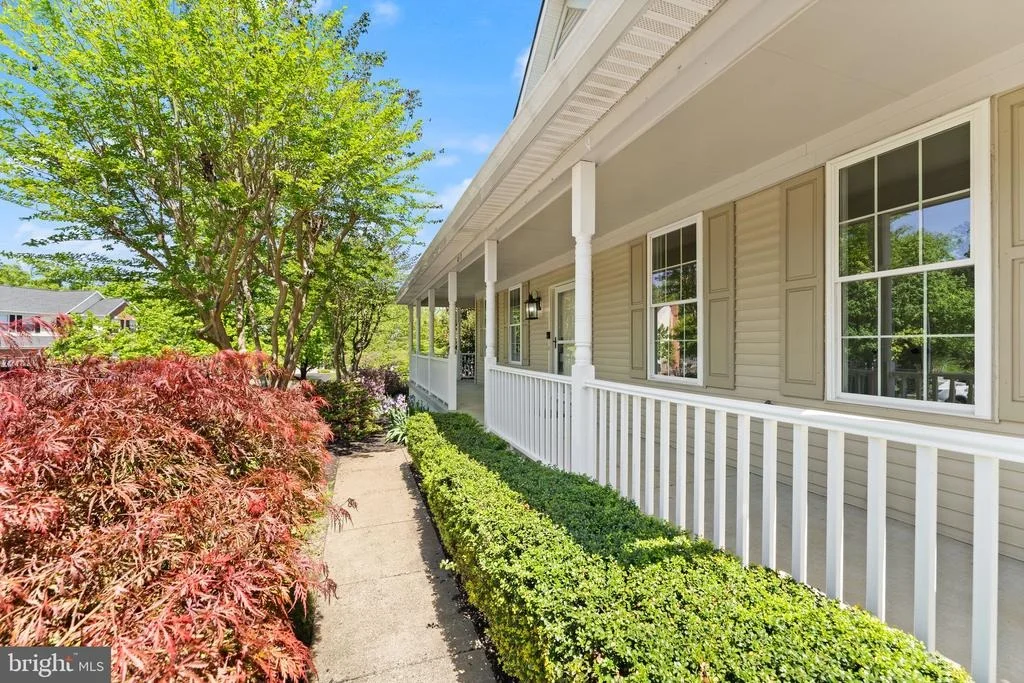 Photo of 817 KENNETH PLACE SE