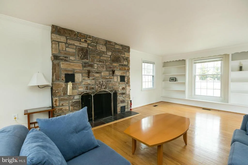 Photo of 9914 FREDERICK ROAD