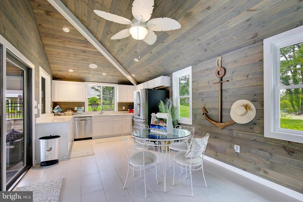 Photo of 2393 GARRITY ROAD