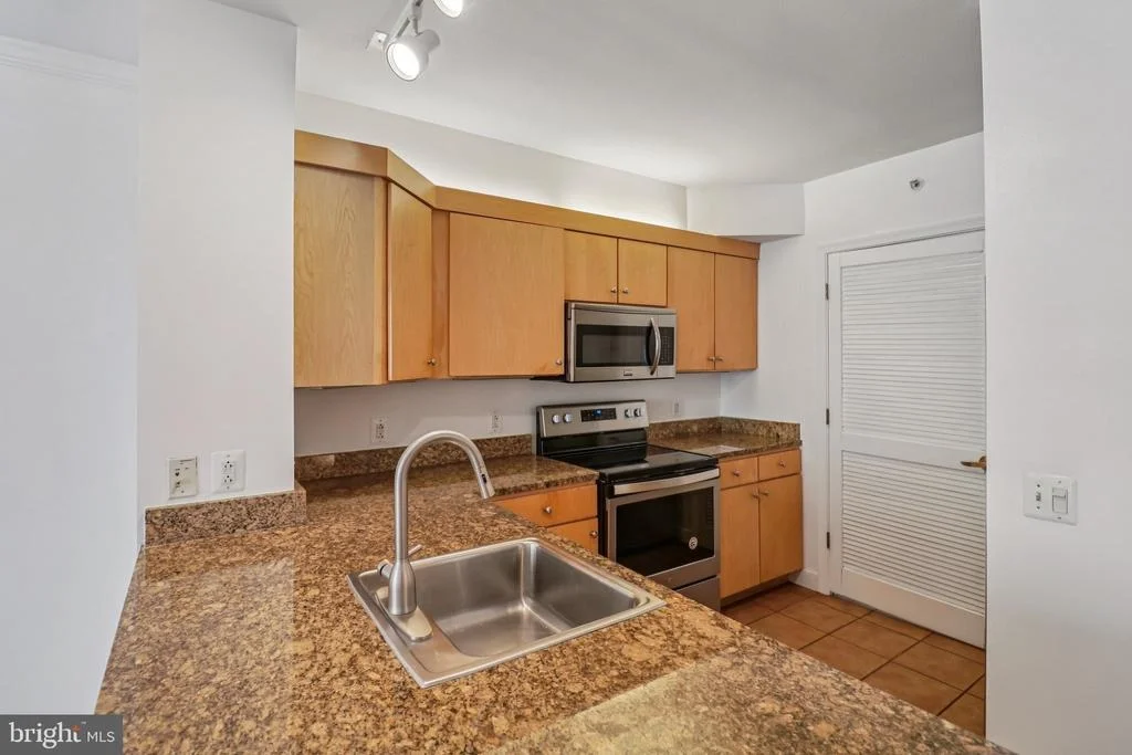 Photo of Unit 721 at 616 E STREET NW