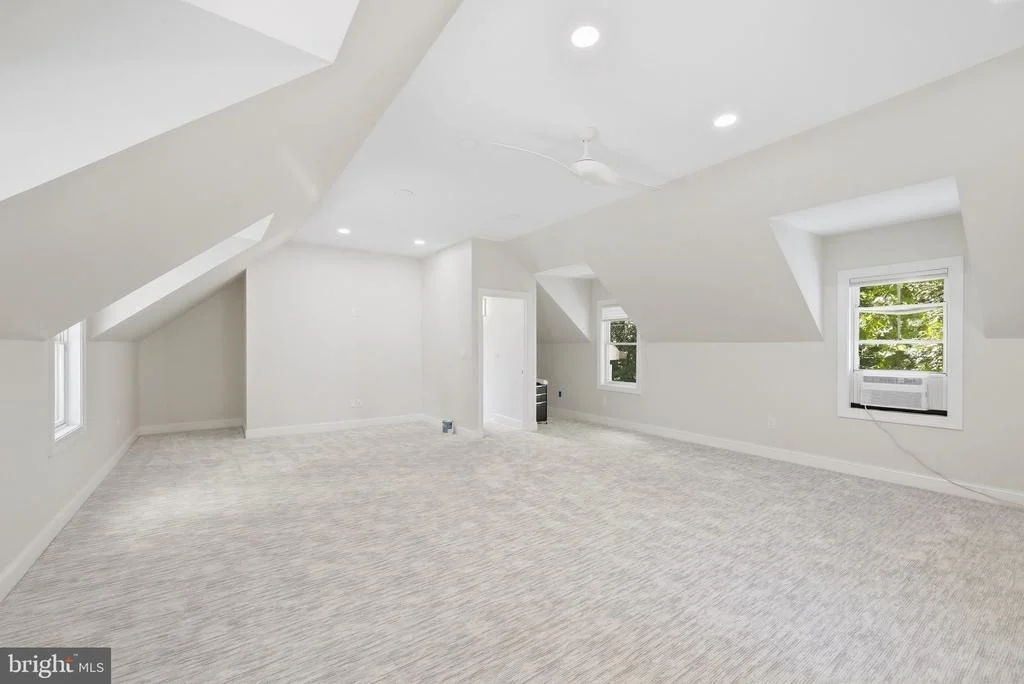 Photo of 8210 KINGSGATE ROAD