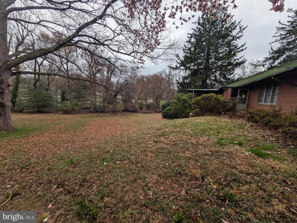 Photo of 523 COPLEY LANE