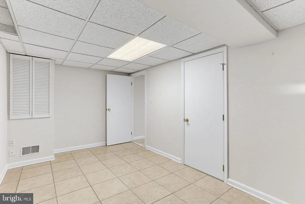 Photo of 6000 MOOREHEAD ROAD