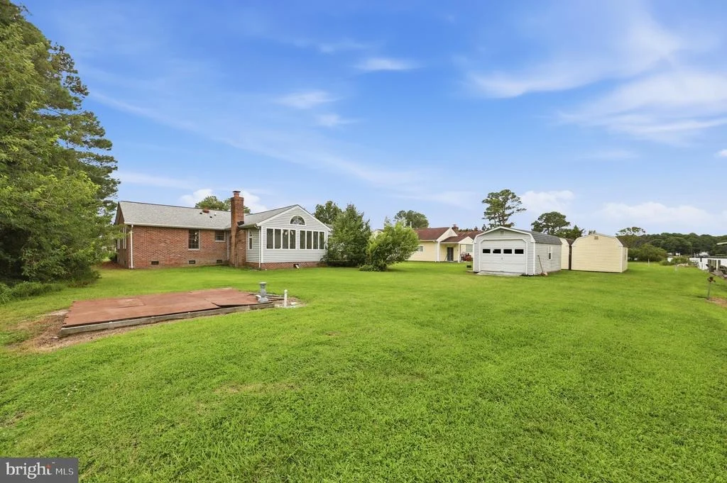 Photo of 5194 DEBRA ROAD