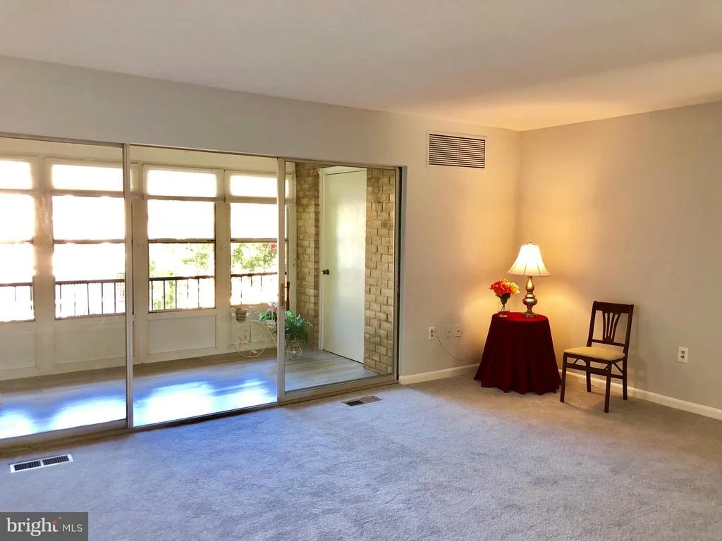 Photo of Unit 22C at 3627 GLENEAGLES DRIVE