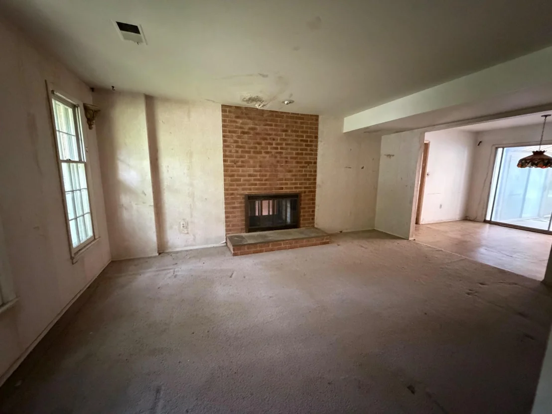 Photo of 913 WINDMILL LANE