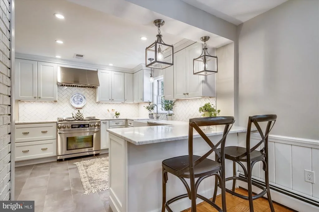 Photo of 1446 WOODACRE DRIVE
