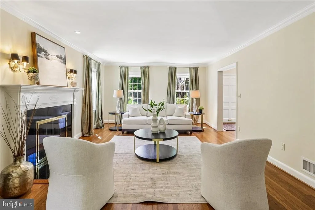 Photo of 3202 PICKWICK LANE
