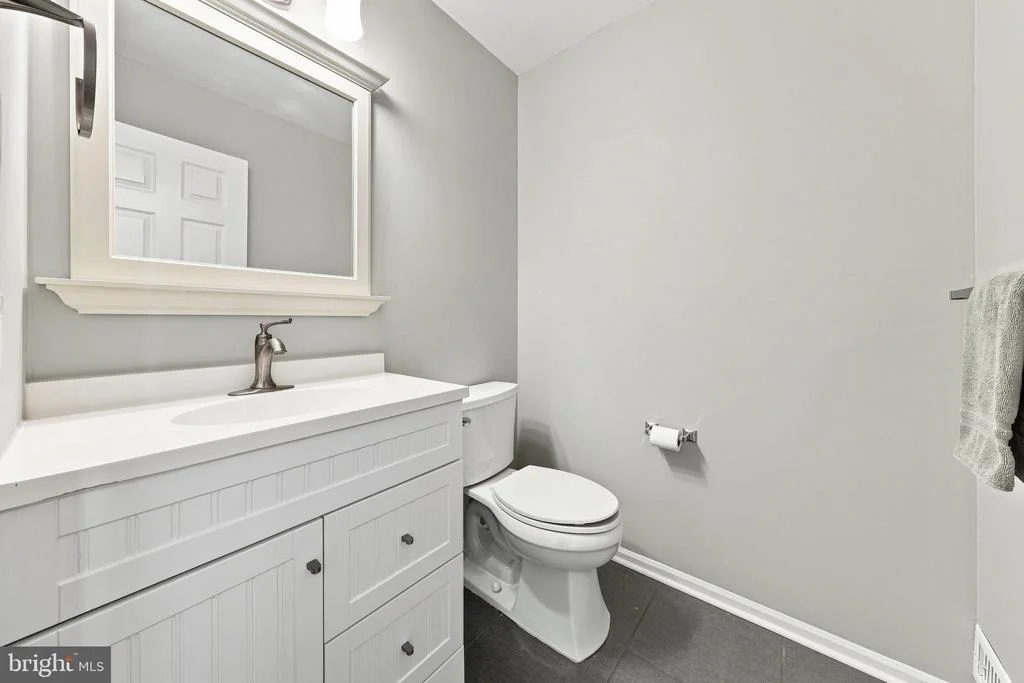 Photo of 16 KENSINGTON DRIVE