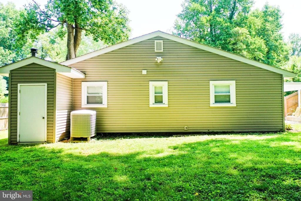 Photo of 5432 LAUREL TRAIL
