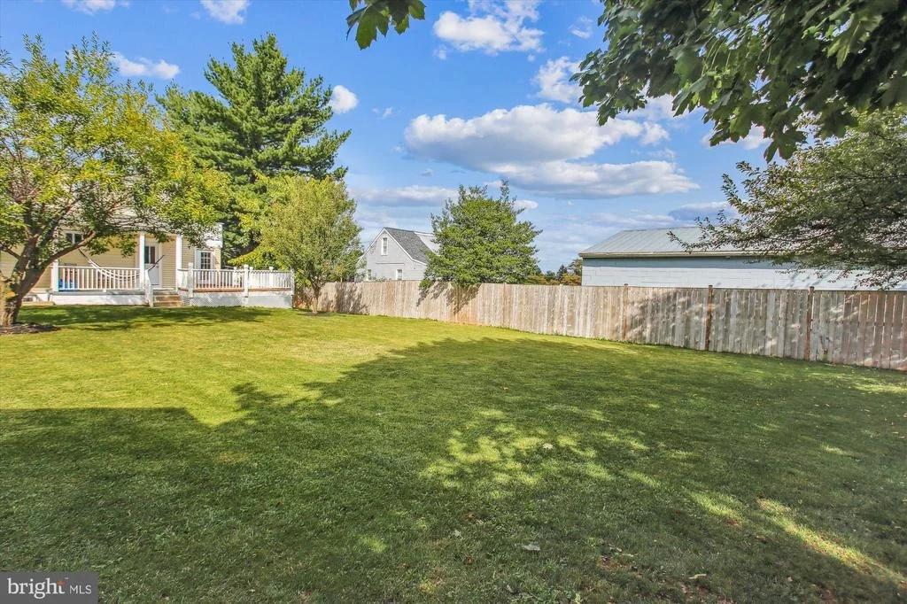 Photo of 904 OAK STREET