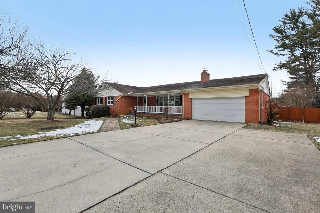 Photo of 216 PAULA LYNN DRIVE