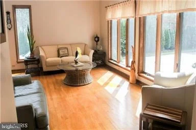 Photo of 5768 DOCKSIDE LANE