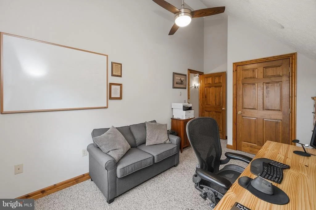 Photo of 607 PIN OAK CIRCLE