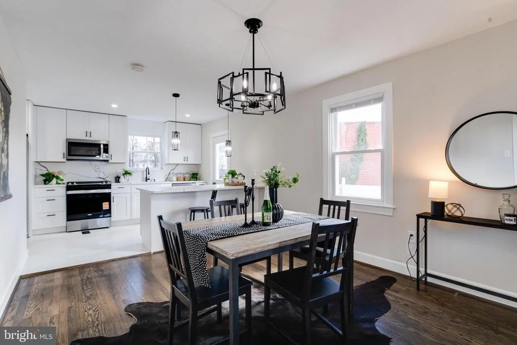 Photo of 605 WALNUT AVENUE