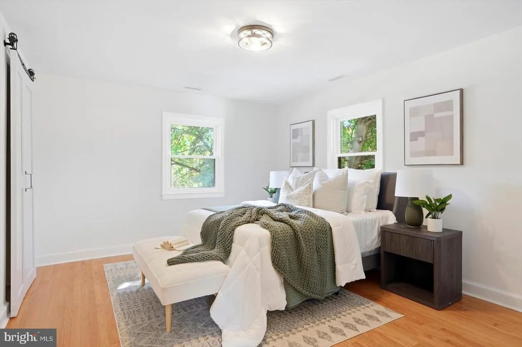 Photo of 9424 COLESVILLE ROAD