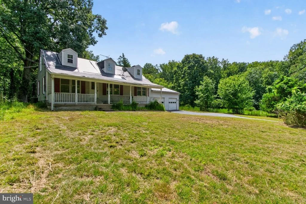 Photo of 15325 HOLLY GROVE ROAD