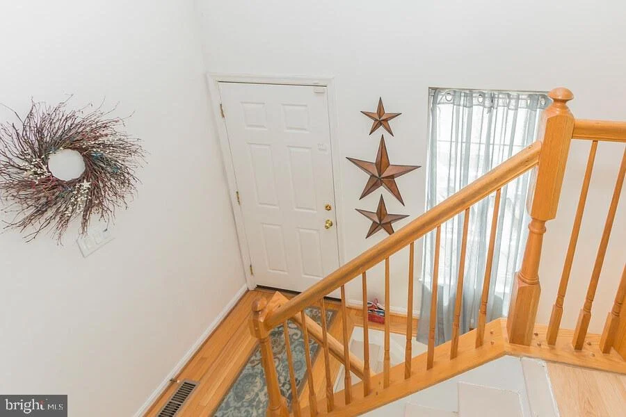 Photo of 7508 MERRYMAKER WAY