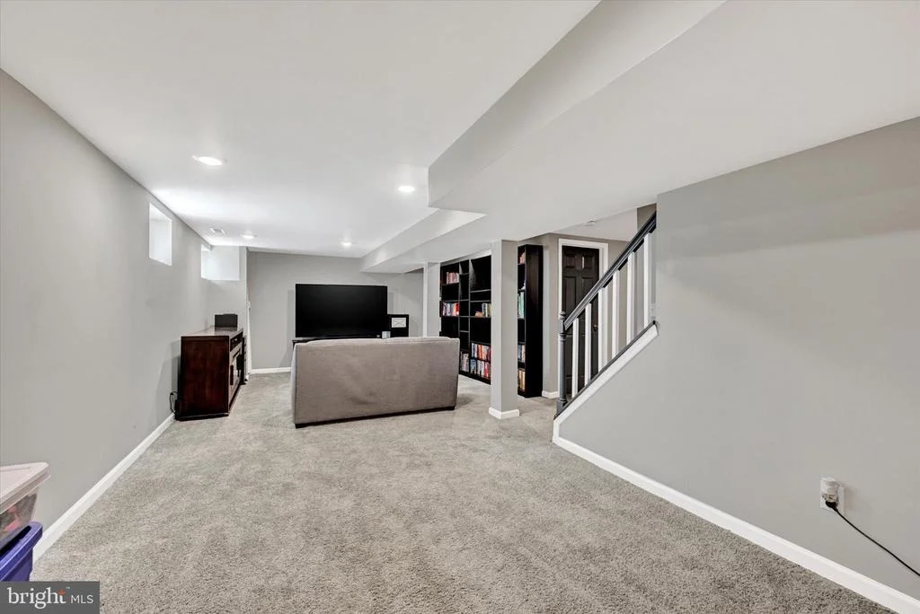 Photo of 5217 CATALPHA ROAD