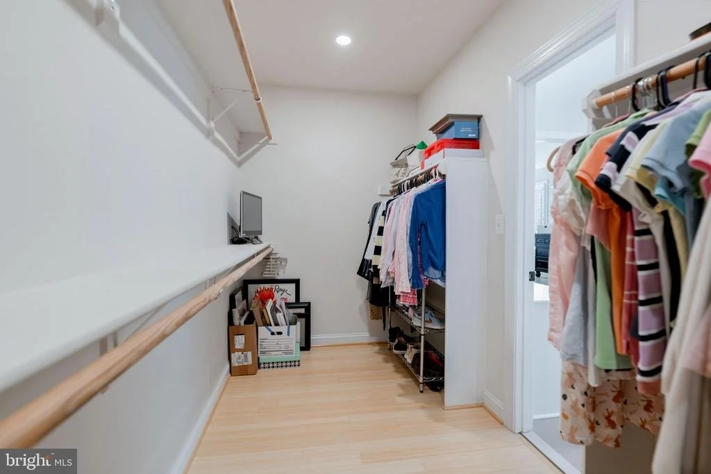 Photo of 9809 JOHN ROBERT WAY