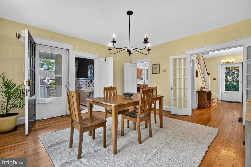 Photo of 322 SAINT DUNSTANS ROAD
